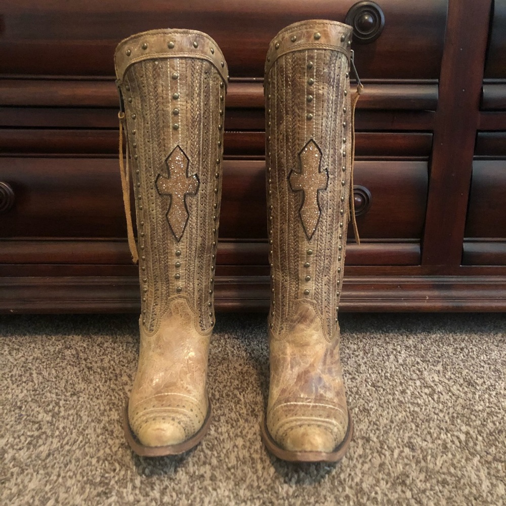 Corral Crystal Cross Boots